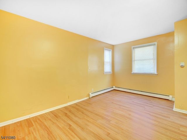 115 Madison Ave 2, Elizabeth City, NJ 07201