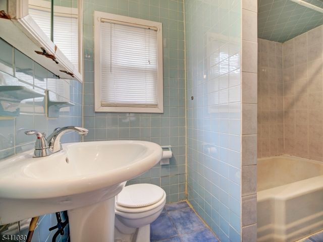 115 Madison Ave 2, Elizabeth City, NJ 07201