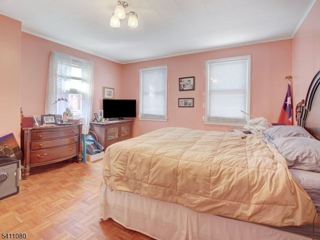 115 Madison Ave 2, Elizabeth City, NJ 07201
