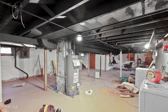 2240 Valentine Street, Toledo, OH 43605