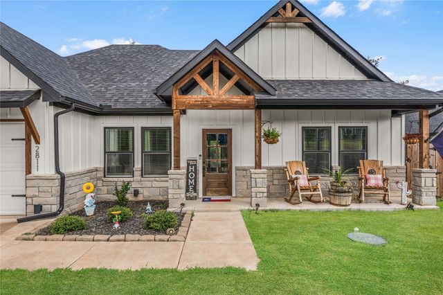 2811 San Gabriel Drive, Granbury, TX 76048
