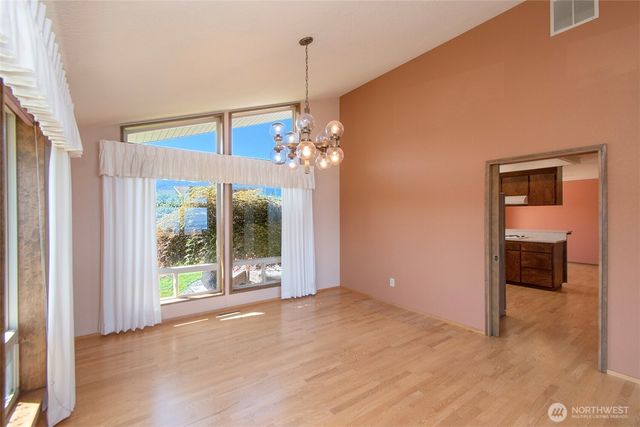 1822 E Lauridsen Boulevard, Port Angeles, WA 98362