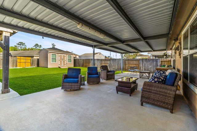 1918 Cold River Drive, Humble, TX 77396