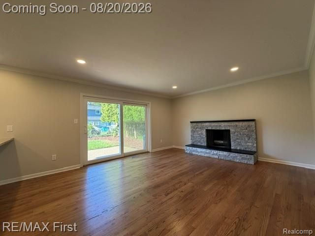 971 Canterbury Road, Grosse Pointe Woods, MI 48236