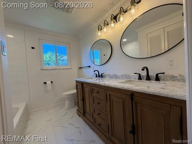 971 Canterbury Road, Grosse Pointe Woods, MI 48236