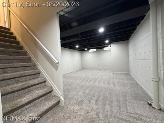 971 Canterbury Road, Grosse Pointe Woods, MI 48236