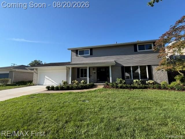 971 Canterbury Road, Grosse Pointe Woods, MI 48236
