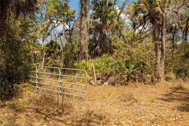 3751 Bateman RD, Alva, FL 33920