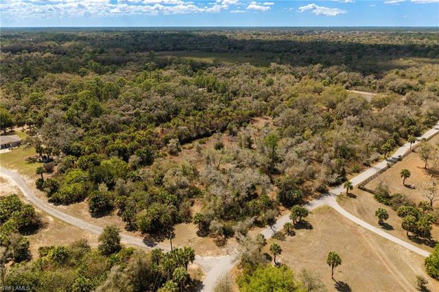 3751 Bateman RD, Alva, FL 33920