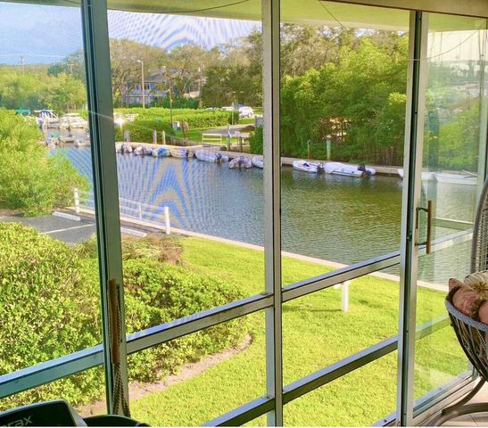 200 Greytwig Road 213, Vero Beach, FL 32963