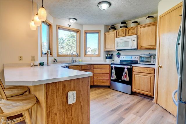 362 Silver Meadow Drive, Wadsworth, OH 44281