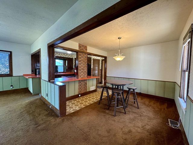 921 Cornelia Street, Janesville, WI 53545