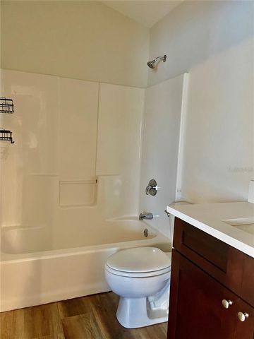 445 W DESOTO STREET, Clermont, FL 34711