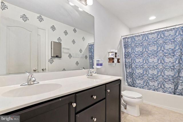 18316 PETWORTH CIR, Hagerstown, MD 21740