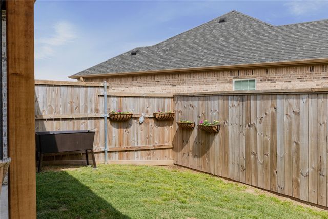 8908 Kiowa Drive, Greenville, TX 75402