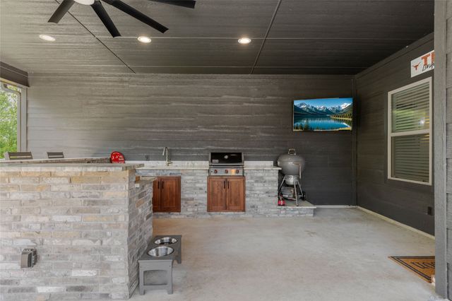 8908 Kiowa Drive, Greenville, TX 75402