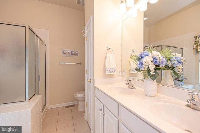 19 EASTON AVE, Ocean Pines, MD 21811