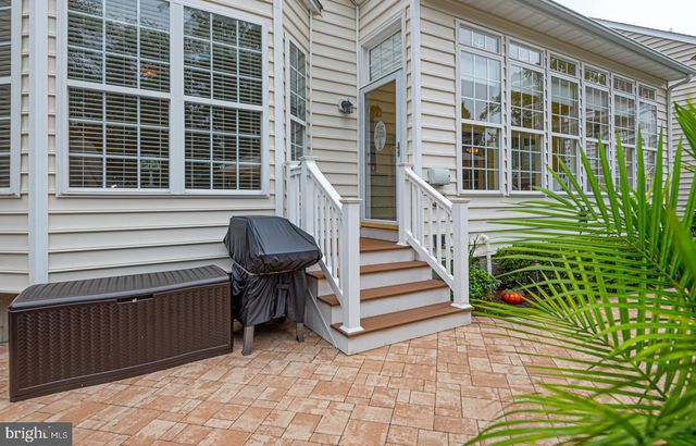 19 EASTON AVE, Ocean Pines, MD 21811