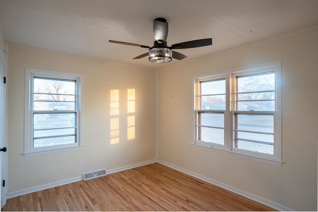 3251 S Vine St, Wichita, KS 67217