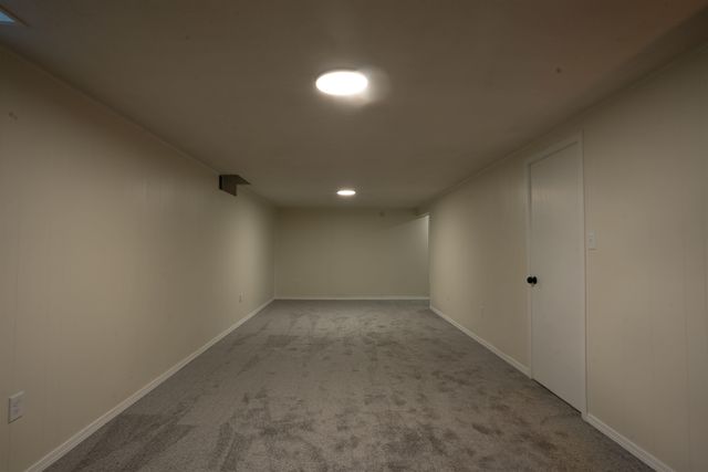 3251 S Vine St, Wichita, KS 67217