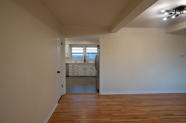 3251 S Vine St, Wichita, KS 67217