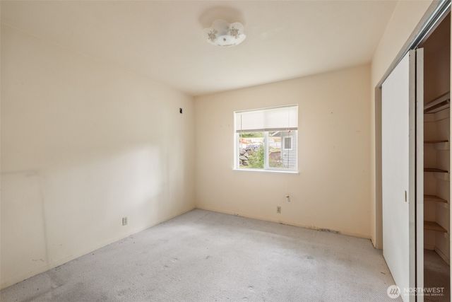 300 North Street, Sequim, WA 98382