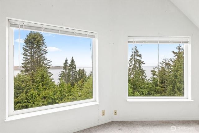 300 North Street, Sequim, WA 98382