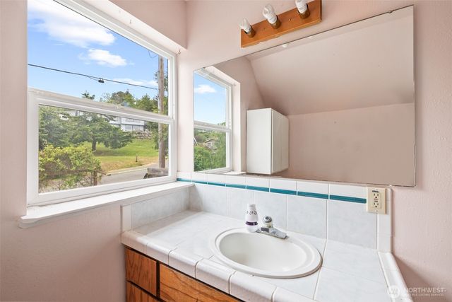 300 North Street, Sequim, WA 98382