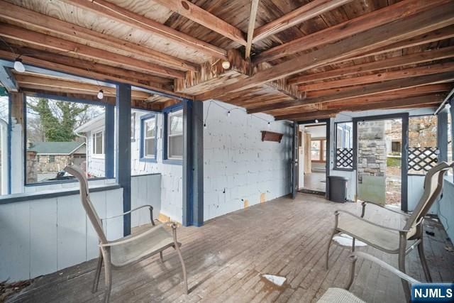 15 Allegheny Avenue, West Milford, NJ 07480