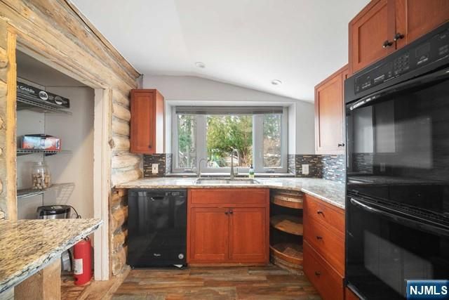 15 Allegheny Avenue, West Milford, NJ 07480