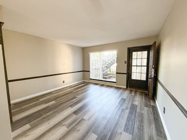 5001 Bowser Avenue 103, Dallas, TX 75209