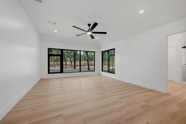 410 Arkansas Road, Sadler, TX 76264