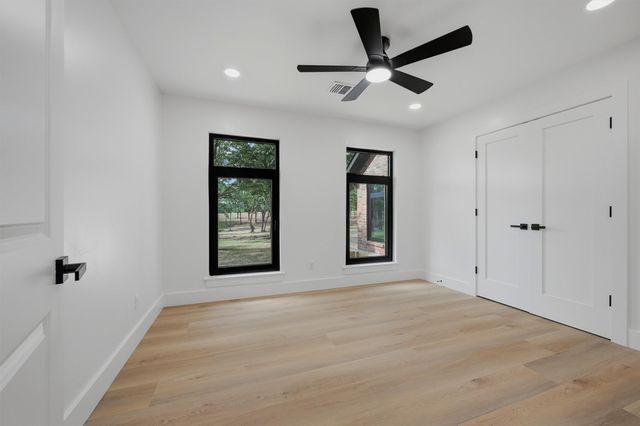 410 Arkansas Road, Sadler, TX 76264
