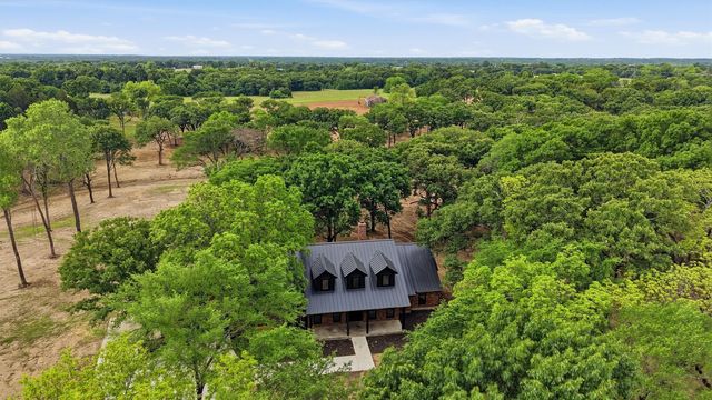 410 Arkansas Road, Sadler, TX 76264