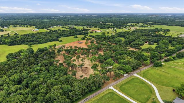 410 Arkansas Road, Sadler, TX 76264