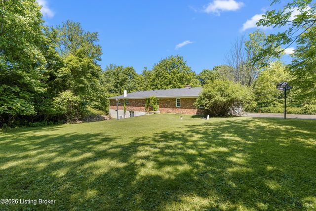 6210 Beulah Church Rd, Louisville, KY 40228