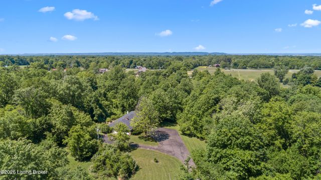 6210 Beulah Church Rd, Louisville, KY 40228