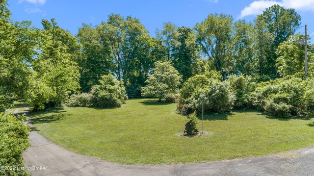 6210 Beulah Church Rd, Louisville, KY 40228