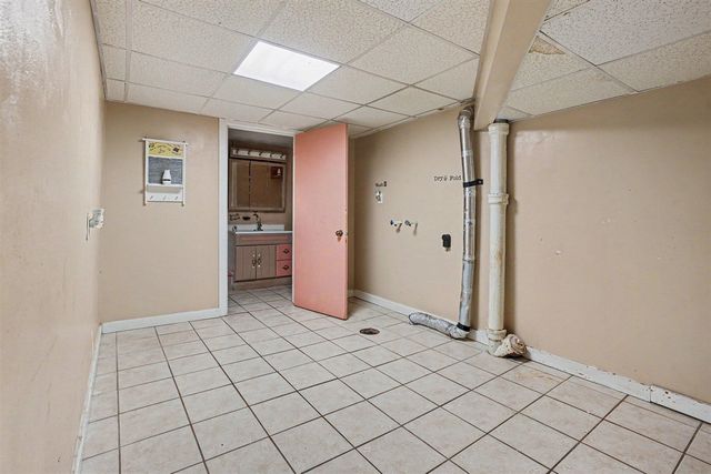 234 Laurel Drive, Battle Creek, MI 49017
