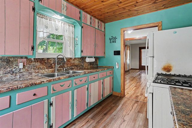 234 Laurel Drive, Battle Creek, MI 49017
