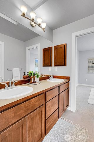 847 NE 2nd Street, North Bend, WA 98045