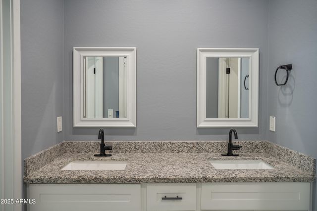 21605 W LAURA Street, Wittmann, AZ 85361