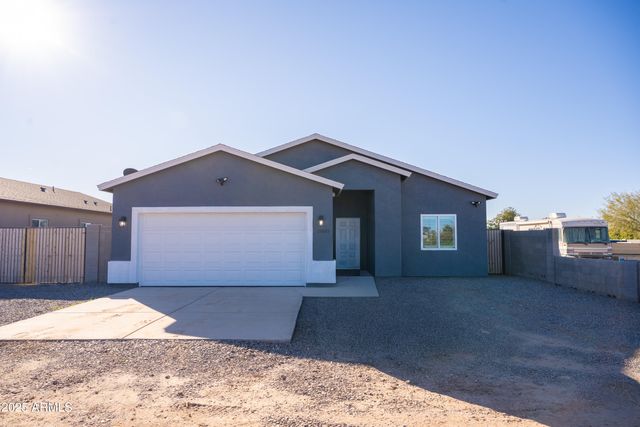 21605 W LAURA Street, Wittmann, AZ 85361