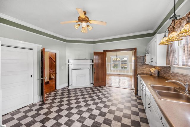 406 N Main Street, Fountain Inn, SC 29644