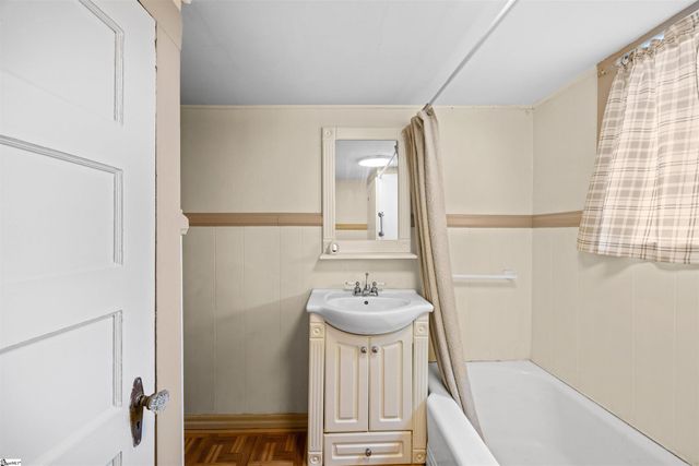 406 N Main Street, Fountain Inn, SC 29644