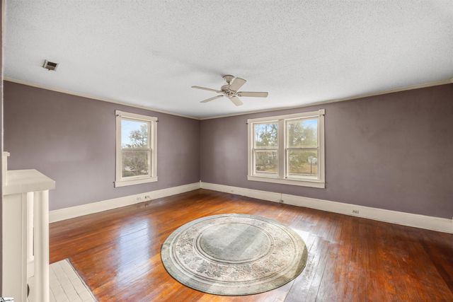 406 N Main Street, Fountain Inn, SC 29644