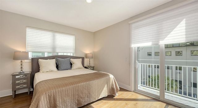 512 LAUREL PARK DRIVE, Sarasota, FL 34236