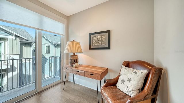 512 LAUREL PARK DRIVE, Sarasota, FL 34236