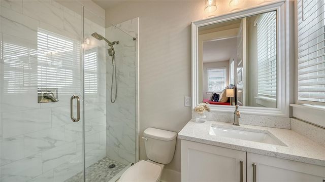 512 LAUREL PARK DRIVE, Sarasota, FL 34236