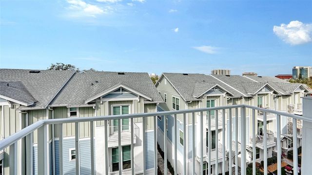 512 LAUREL PARK DRIVE, Sarasota, FL 34236